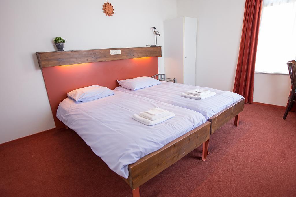 De Gouden Klok Hotel Leeuwarden Zewnętrze zdjęcie