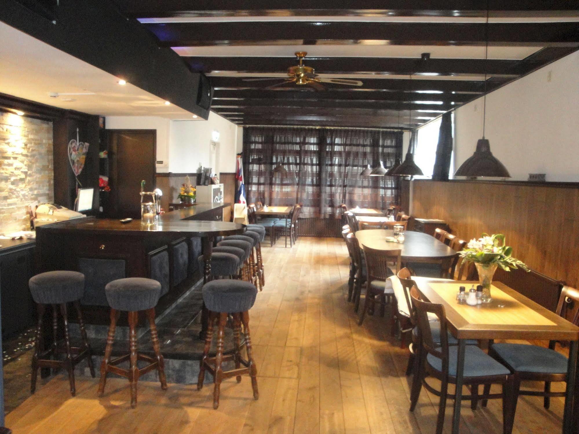 De Gouden Klok Hotel Leeuwarden Zewnętrze zdjęcie