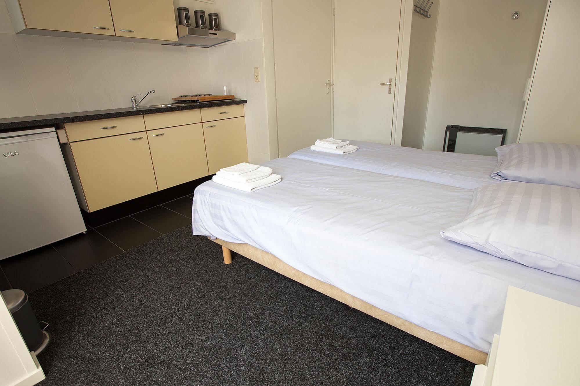 De Gouden Klok Hotel Leeuwarden Zewnętrze zdjęcie